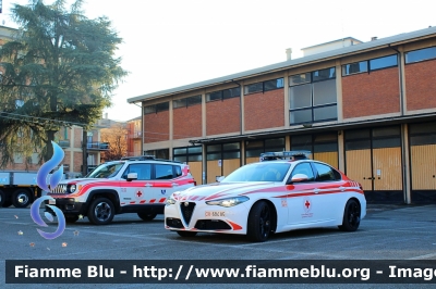 Mezzi
Croce Rossa Italiana
Comitato di Piacenza
Fotografati in occasione della firma per la convenzione di Protezione Civile Bassa Val Trebbia
