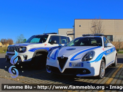 Alfa-Romeo Nuova Giulietta
Polizia Municipale Val Trebbia e Val Luretta (PC)
Allestimento Bertazzoni
POLIZIA LOCALE YA 580 AF
Parole chiave: Alfa-Romeo Nuova_Giulietta POLIZIALOCALEYA580AF