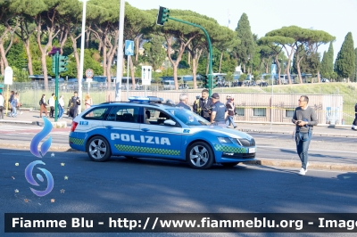 Skoda Octavia Wagon V serie
Polizia di Stato
Polizia Stradale
Allestimento Focaccia
Decorazione Grafica Artlantis
POLIZIA M5243

Festa della Repubblica 2023
Parole chiave: Skoda Octavia_Wagon_Vserie POLIZIAM5243 FestadellaRepubblica2023