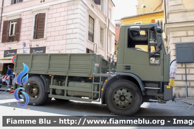 Iveco Sivi EuroCargo 150E18 I serie
Esercito Italiano
11° Reggimento Trasporti "Flaminia"
Mezzo per il traino dei veicoli in avaria
Allestimento Isoli
EI BC 999

Festa della Repubblica 2023
Parole chiave: Iveco Sivi_EuroCargo_150E18_Iserie EIBC999 FestadellaRepubblica2023