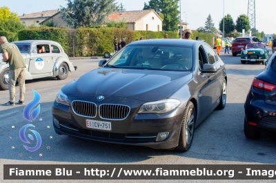 BMW 525d E60
Esercito Italiano
EI CV 751

Delegazione al seguito del Team EI alla Mille Miglia 2023
Parole chiave: BMW 525d_E60 EICV751 Mille_Miglia_2023