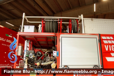 Mercedes-Benz Unimog U5023
Vigili del Fuoco
Comando provinciale di Parma
Allestimento Telaio Bai
Modulo AIB Divitec/Rosenfire
VF 32043
Parole chiave: Mercedes-Benz Unimog_U5023 VF32043