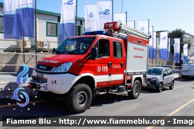 Iveco Daily 55S17 4x4 IV serie restyle
Vigili del Fuoco
Comando Provinciale di Genova
Colonna Mobile Regionale Liguria
Polisoccorso allestimento Iveco-Magirus
VF 26759
Parole chiave: Iveco Daily_55S17_4x4_IVserie_restyle VF26759