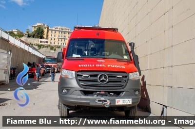 Mercedes-Benz Sprinter 4x4 IV serie
Vigili del Fuoco
Comando Provinciale di Genova
Nucleo Soccorso Subacqueo Acquatico
Nucleo Sommozzatori
Allestimento Tekne
VF 30077

Esposto al Salone Nautico 2023
Parole chiave: Mercedes-Benz Sprinter_4x4_IVserie VF30077