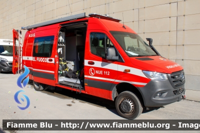 Mercedes-Benz Sprinter 4x4 IV serie
Vigili del Fuoco
Comando Provinciale di Genova
Nucleo Soccorso Subacqueo Acquatico
Nucleo Sommozzatori
Allestimento Tekne
VF 30077

Esposto al Salone Nautico 2023
Parole chiave: Mercedes-Benz Sprinter_4x4_IVserie VF30077