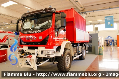 Iveco EuroCargo 150E32 4x4 IV serie
Vigili del Fuoco
Allestimento Magirus-Molinari

Esposto al Reas 2023
Parole chiave: Iveco EuroCargo_150E32_4x4_IVserie Reas_2023