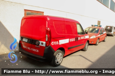 Fiat Doblò IV serie
Vigili del Fuoco
Comando Provinciale di Venezia
Acqusto Regione Veneto per Colonna Mobile Regionale di Protezione Civile
VF 30531
Parole chiave: Fiat Doblò_IVserie VF30531 Reas_2023