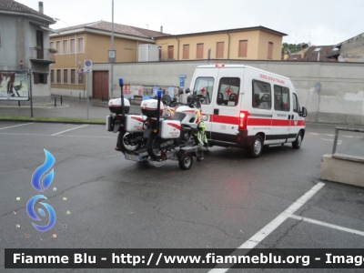 Aprilia Pegaso 650 II Serie
Croce Rossa Italiana
Comitato locale di Codogno (LO)
Ex Polizia stradale - Non ancora targate.
Servizio rapido sanitario.
Fotografate in occasione della festa del 11/05/2019 del Comitato locale di Codogno (LO)
