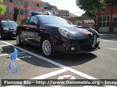 Alfa-Romeo Nuova Giulietta restyle
Carabinieri 
Nucleo operativo e Radiomobile
Compagnia di Piacenza
Allestita NCT Nuova Carrozzeria Torinese
Decorazione Grafica Artlantis
CC DR 130

Fotografata in occasione del 205^ anniversario.

Parole chiave: Alfa-Romeo Nuova_Giulietta_restyle CCDR130