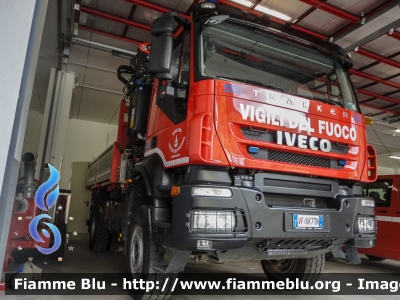 Iveco Trakker 4x4 II serie
Vigili del Fuoco
Unione distrettuale di Fassa
Corpo Volontario di Canazei (TN)
Allestimento Iveco Magirus
Autoribaltabile
VF 6K7 TN
Parole chiave: Iveco Trakker_4x4_IIserie VF6K7TN