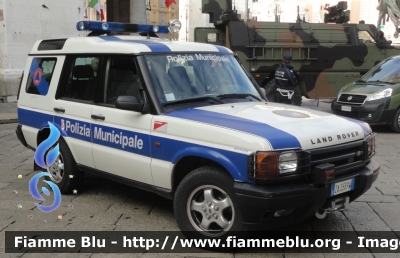 Land Rover Discovery II serie
Polizia Municipale
Comune di Piacenza
Allestimento Bertazzoni
Nucleo Protezione Civile Comunale
Parole chiave: Land-Rover Discovery IIserie festa_forze_armate_2019