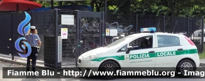 Fiat Grande Punto
Polizia Locale 
Consorzio intercomunale
Comune di Casalpusterlengo (LO) 
Comune di Somaglia (LO)
POLIZIA LOCALE YA 260 AN

Fonte foto Comune di Casalpusterlengo (LO) 
