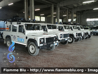 Land Rover Defender
Protezione Civile
Colonna Mobile Regionale Emilia Romagna
Coordinamento Prov.le di Piacenza
Vigilianza AIB
Defender 90
Defender 110
Defender 130
Parole chiave: Land-Rover Defender_130