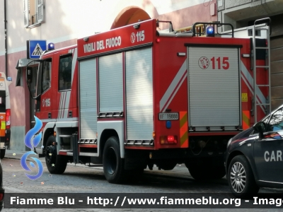 Iveco EuroFire 150E27 I serie
Vigili del Fuoco
Comando Provinciale di Piacenza
AutoPompaSerbatoio allestimento Iveco-Magirus
Particolare strombo mascherina e retro a led
VF 19888
Parole chiave: Iveco_EuroFire 150E27 Iserie VF19888