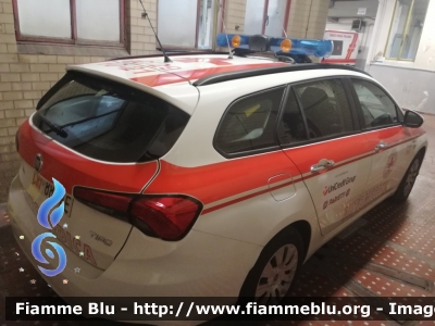 Fiat Nuova Tipo Station Wagon
Croce Rossa Italiana
Comitato Provinciale di Piacenza
Allestita Focaccia
CRI 889 AE
Parole chiave: Fiat Nuova_Tipo_Station_Wagon CRI889SAE Automedica