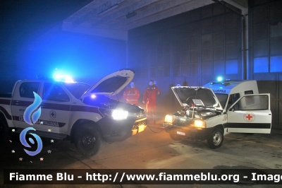 Fiat Panda 4x4 II serie
Croce Rossa Italiana
Comitato di Piacenza
Postazione di Marsaglia (PC)
Allestita Boneschi
Ex Comitato Lipomo (CO)
CRI 13110
Parole chiave: Fiat Panda_4x4_IIserie Ambulanza CRI13110