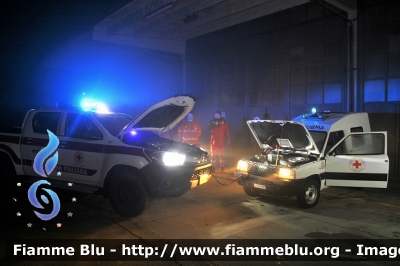 Fiat Panda 4x4 II serie
Croce Rossa Italiana
Comitato di Piacenza
Postazione di Marsaglia (PC)
Allestita Boneschi
Ex Comitato Lipomo (CO)
CRI 13110
Parole chiave: Fiat Panda_4x4_IIserie Ambulanza CRI13110