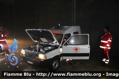 Fiat Panda 4x4 II serie
Croce Rossa Italiana
Comitato di Piacenza
Postazione di Marsaglia (PC)
Allestita Boneschi
Ex Comitato Lipomo (CO)
CRI 13110
Parole chiave: Fiat Panda_4x4_IIserie Ambulanza CRI13110