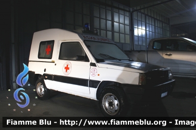 Fiat Panda 4x4 II serie
Croce Rossa Italiana
Comitato di Piacenza
Postazione di Marsaglia (PC)
Allestita Boneschi
Ex Comitato Lipomo (CO)
CRI 13110
Parole chiave: Fiat Panda_4x4_IIserie Ambulanza CRI13110