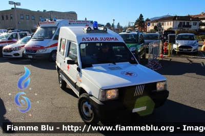 Fiat Panda 4x4 II serie
Croce Rossa Italiana
Comitato di Piacenza
Postazione di Marsaglia (PC)
Allestita Boneschi
Ex Comitato Lipomo (CO)
CRI 13110
Parole chiave: Fiat Panda_4x4_IIserie Ambulanza CRI13110