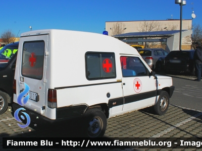 Fiat Panda 4x4 II serie
Croce Rossa Italiana
Comitato di Piacenza
Postazione di Marsaglia (PC)
Allestita Boneschi
Ex Comitato Lipomo (CO)
CRI 13110
Parole chiave: Fiat Panda_4x4_IIserie Ambulanza CRI13110