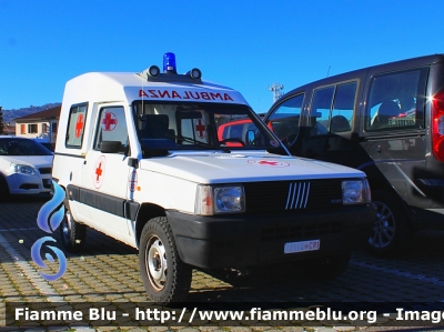 Fiat Panda 4x4 II serie
Croce Rossa Italiana
Comitato di Piacenza
Postazione di Marsaglia (PC)
Allestita Boneschi
Ex Comitato Lipomo (CO)
CRI 13110
Parole chiave: Fiat Panda_4x4_IIserie Ambulanza CRI13110