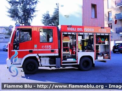 Iveco CityEuroFire 100E21 I serie 
Vigili del Fuoco
Comando Provinciale di Lodi
Distaccamento Volontario di Sant'Angelo Lodigiano (LO)
AutoPompaSerbatoio allestimento Iveco-Magirus
Ricondizionato Divitec
VF 19830
Parole chiave: Iveco CityEuroFire_100E21_Iserie VF19830