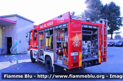 Iveco CityEuroFire 100E21 I serie 
Vigili del Fuoco
Comando Provinciale di Lodi
Distaccamento Volontario di Sant'Angelo Lodigiano (LO)
AutoPompaSerbatoio allestimento Iveco-Magirus
Ricondizionato Divitec
VF 19830
Parole chiave: Iveco CityEuroFire_100E21_Iserie VF19830