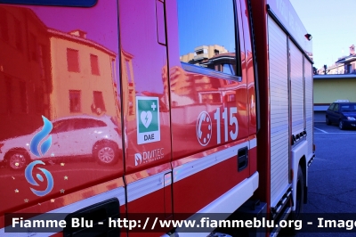 Iveco CityEuroFire 100E21 I serie 
Vigili del Fuoco
Comando Provinciale di Lodi
Distaccamento Volontario di Sant'Angelo Lodigiano (LO)
AutoPompaSerbatoio allestimento Iveco-Magirus
Ricondizionato Divitec
VF 19830
Parole chiave: Iveco CityEuroFire_100E21_Iserie VF19830