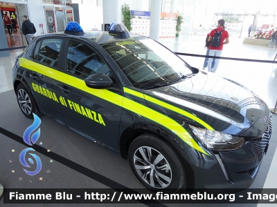 Peugeot e-208
Guardia di Finanza
Allestimento Focaccia
GdiF 081 BQ
In esposizione al Reas 2021
Parole chiave: Peugeot e-208 GdiF081BQ reas_2021