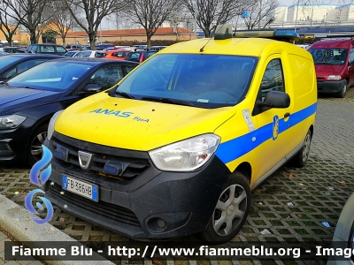 Dacia Dokker
ANAS
Servizio di Polizia Stradale
Compartimento Piacenza
Allestimento Focaccia 
Parole chiave: Dacia Dokker