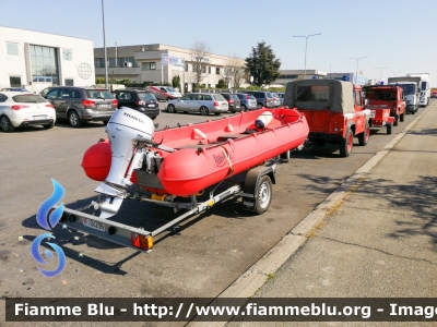 Gommone 
Vigili del Fuoco
Comando Provinciale di Piacenza
Nucleo Speleo Alpino Fluviale
Parole chiave: Gommone 