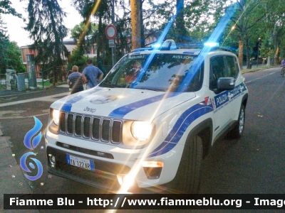 Jeep Renegade restyle
Polizia Municipale
Comune di Piacenza
Allestimento Bertazzoni
Polizia Locale YA 122 AR
Parole chiave: Jeep Renegade_restyle PoliziaLocaleYA122AR