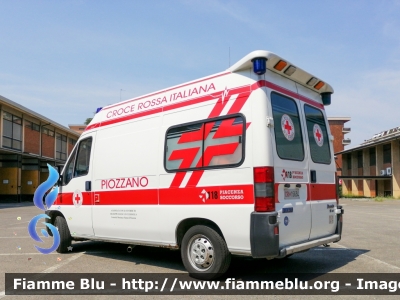 Fiat Ducato II serie Dangel 4x4
Croce Rossa Italiana
Delegazione di Piozzano (PC)
Allestimento Orion
Modifica 4x4 Dangel
CRI 15634

In dismissione per donazione alla Croce Rossa Ucraina tramite comitato CRI Nazionale
Parole chiave: Fiat Ducato_IIserie_Dangel_4x4