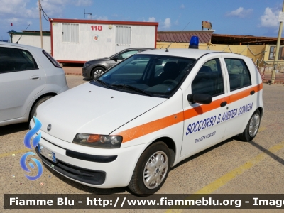 Fiat Punto II serie
Soccorso S. Andrea Gonnesa
Salvataggio in mare
Parole chiave: Fiat Punto_IIserie