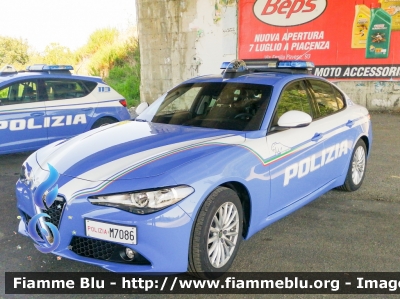 Alfa-Romeo Nuova Giulia 
Polizia di Stato
Squadra Volante
Allestimento FCA
Decorazione Grafica Artlantis
POLIZIA M7086
Parole chiave: Alfa-Romeo Nuova_Giulia POLIZIAM7086