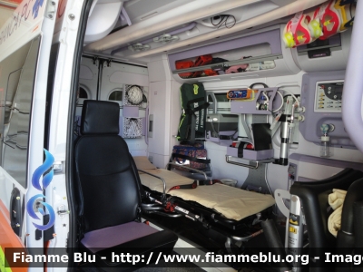 Fiat Ducato X290
P.A. Croce Bianca - Piacenza
Allestimento F.lli Mariani
Parole chiave: Fiat Ducato_X290 Ambulanza