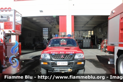 Mitsubishi L200 III serie
Vigili del Fuoco
Comando Provinciale di Como
Distaccamento Volontario Erba (CO)
VF 22679
Parole chiave: Mitsubishi L200_IIIserie VF22679