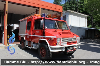 Iveco VM90
Vigili del Fuoco
Comando Provinciale Como
Allestimento Magirus
VF 17938
Parole chiave: Iveco VM90 VF17938