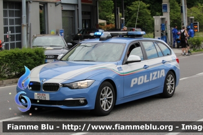 BMW 318 Touring F31 II restyle
Polizia di Stato 
Polizia Stradale
Polizia M2578
Parole chiave: BMW 318_Touring_F31_IIrestyle PoliziaM2578 Giro_D_Italia_2019