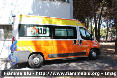 Fiat Ducato X290
118 Romagna Soccorso
Azienda USL della Romagna
Ambito Territoriale di Rimini
"BRAVO 10"
Allestita Aricar
Parole chiave: Fiat Ducato_x290 Ambulanza