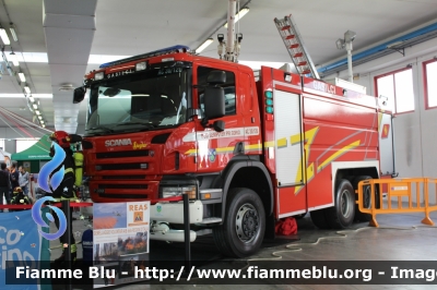 Scania P380 I serie
Republika Slovenija - Repubblica Slovena
Gasilci Šempeter pri Gorici
Allestimento Ziegler
Parole chiave: Scania P380_Iserie Reas_2017