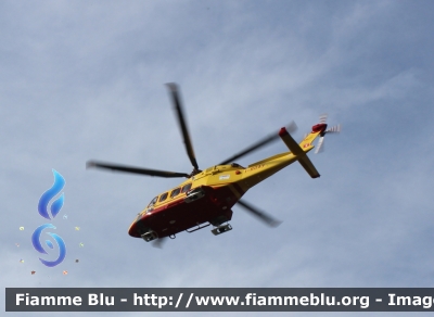 Agusta Westland AW139
Elisoccorso Como
I-ROAV
Parole chiave: Agusta-Westland AW139 Elicottero