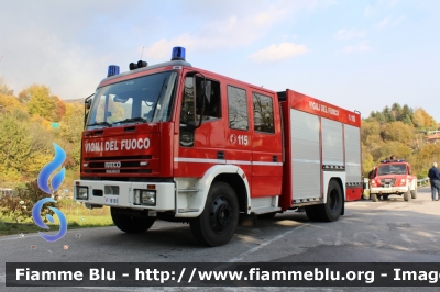 Iveco Eurofire 150E27 I serie
Corpo Nazionale Vigili del Fuoco
Distaccamento di Cantù (Co)
Allestimento Magirus
VF 18199
