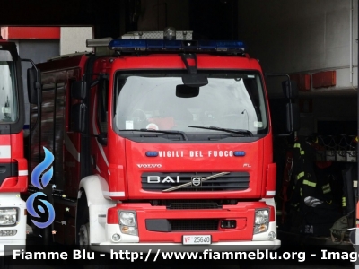 Volvo FL 280 III serie
Corpo Nazionale Vigili del Fuoco
Comando Provinciale di Brescia
VF 25640
Parole chiave: Volvo FL 280_III_serie VF25640