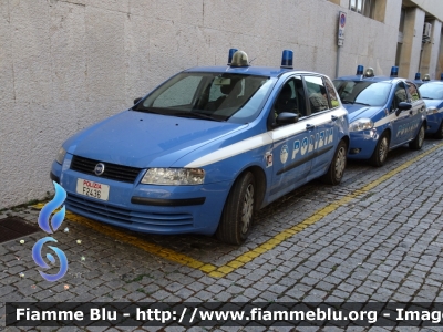 Fiat Stilo II serie
Polizia di Stato
Sezione Polizia Ferroviaria
Mezzo con logo celebrativo 110 anni Polizia Ferroviaria
F2436
Parole chiave: Fiat Stilo_II_serie F2436