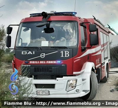 Volvo FL 290 IV serie
Vigili del Fuoco
Comando Provinciale di Napoli
AutoPompaSerbatoio allestimento Bai
VF 27342
Parole chiave: Volvo FL_290_IVserie VF27342