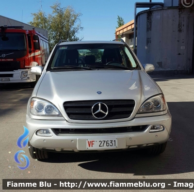 Mercedes-Benz ML
Vigili del Fuoco
Comando Provinciale di Napoli
VF 27631
Parole chiave: Mercedes-Benz ML VF27631