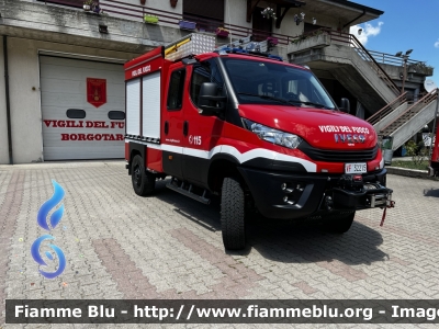 Iveco Daily MUV 4x4 VI serie
Vigili del Fuoco
Comando Provinciale di Parma
Distaccamento Volontario di Borgo Val di Taro
Polisoccorso allestimento Fortini
Fornitura Regione Emilia-Romagna
VF 32215
Parole chiave: Iveco Daily_MUV_4x4_VIserie VF32215