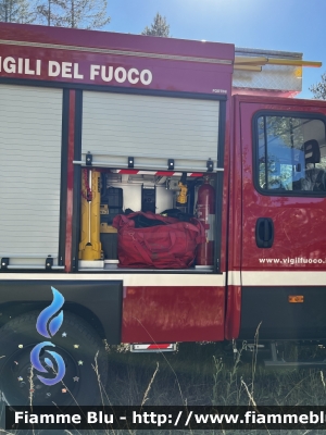 Iveco Daily MUV 4x4 VI serie
Vigili del Fuoco
Comando Provinciale di Parma
Distaccamento Volontario di Borgo Val di Taro
Polisoccorso allestimento Fortini
Fornitura Regione Emilia-Romagna
VF 32215
Parole chiave: Iveco Daily_MUV_4x4_VIserie VF32215